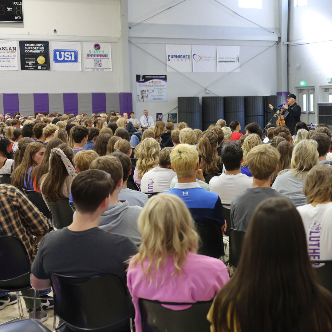 Christian Commuity Makes All the Difference for Students