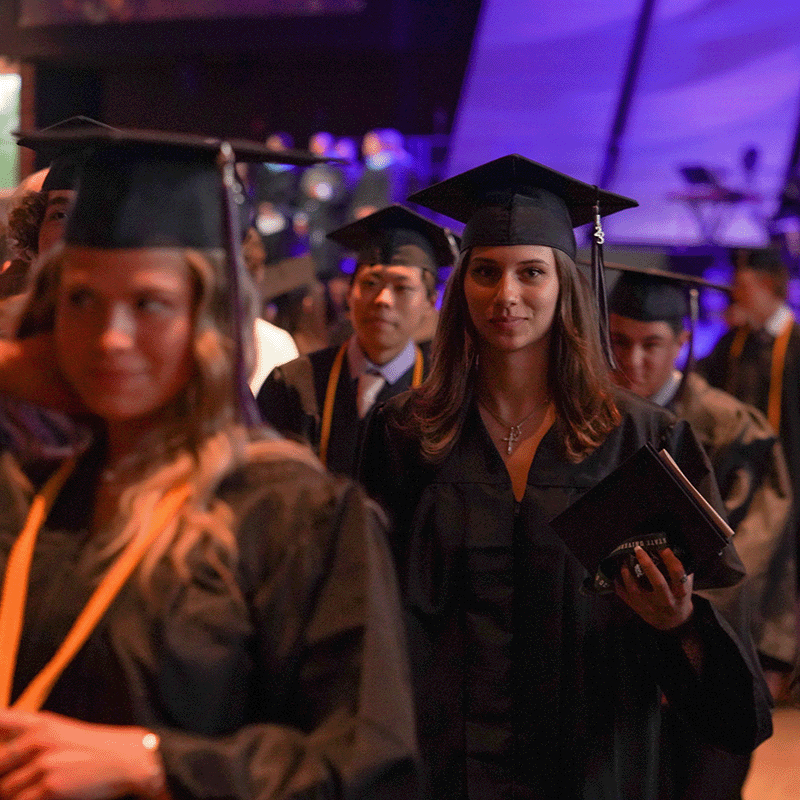 How to Make College Affordable in 2025: 9 Tips